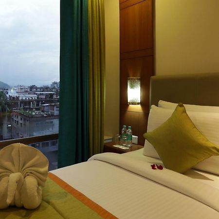 Hotel Prithvi Palace Igi Airport Delhi New Delhi Bagian luar foto