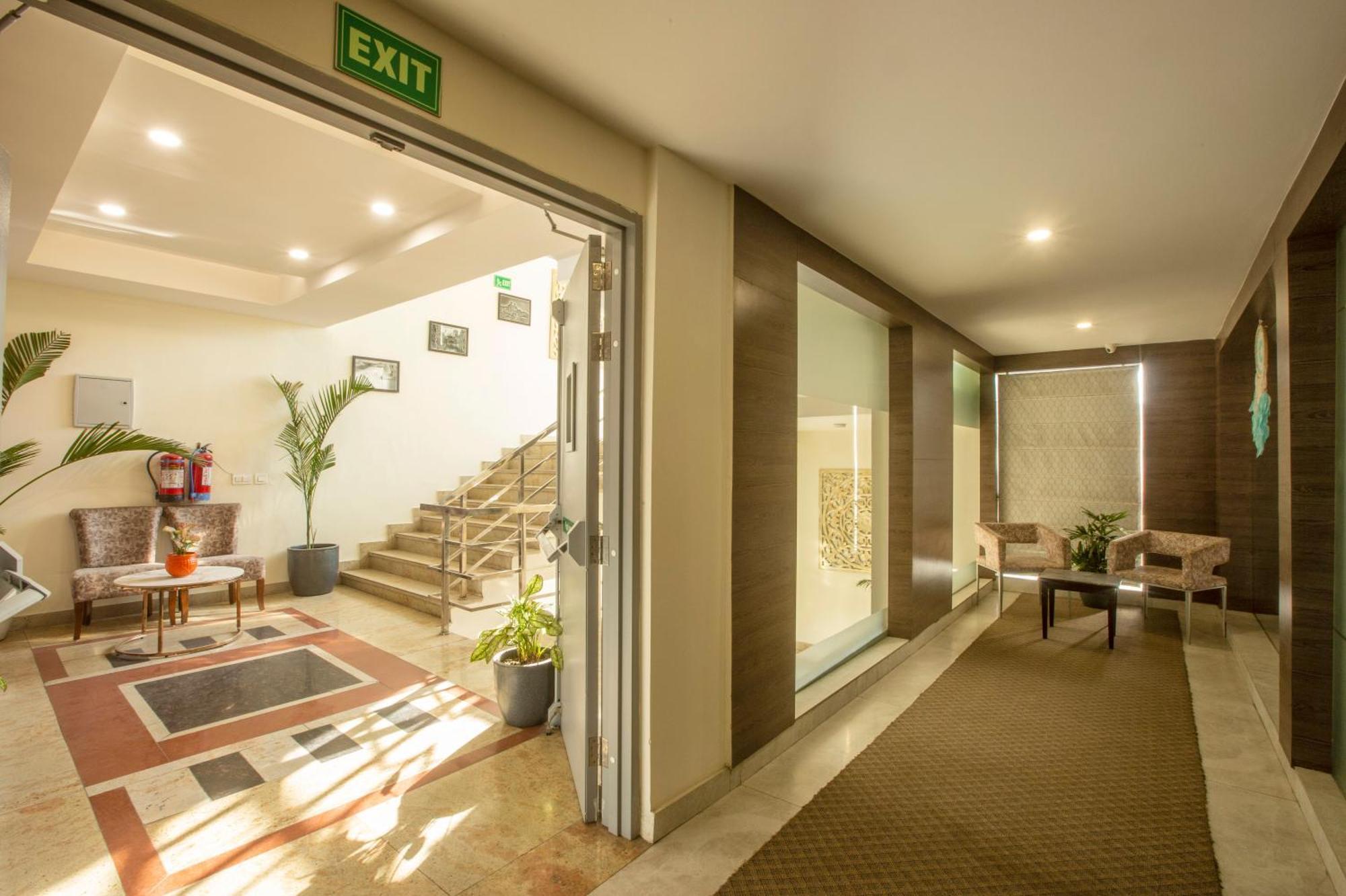 Hotel Prithvi Palace Igi Airport Delhi New Delhi Bagian luar foto