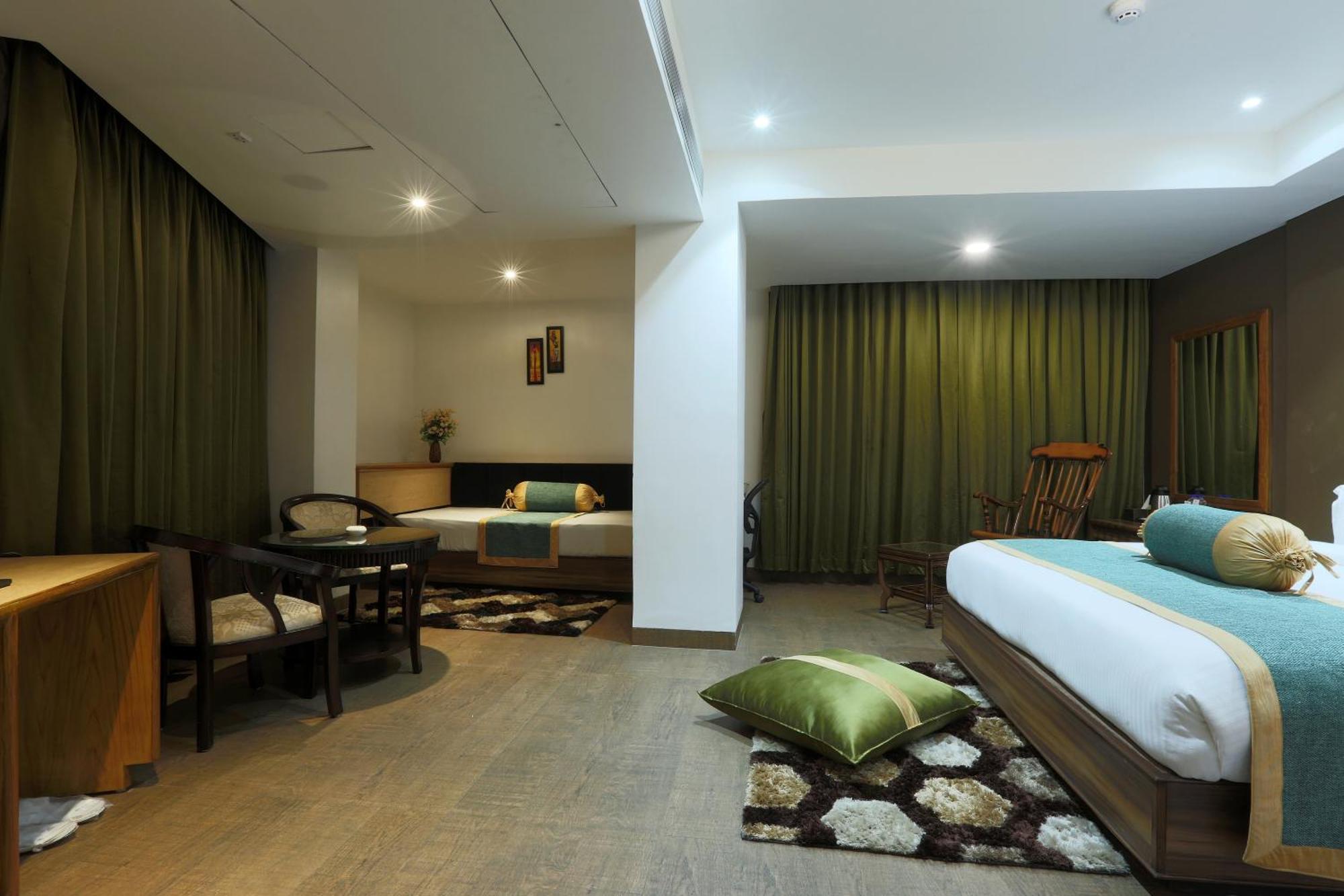 Hotel Prithvi Palace Igi Airport Delhi New Delhi Bagian luar foto