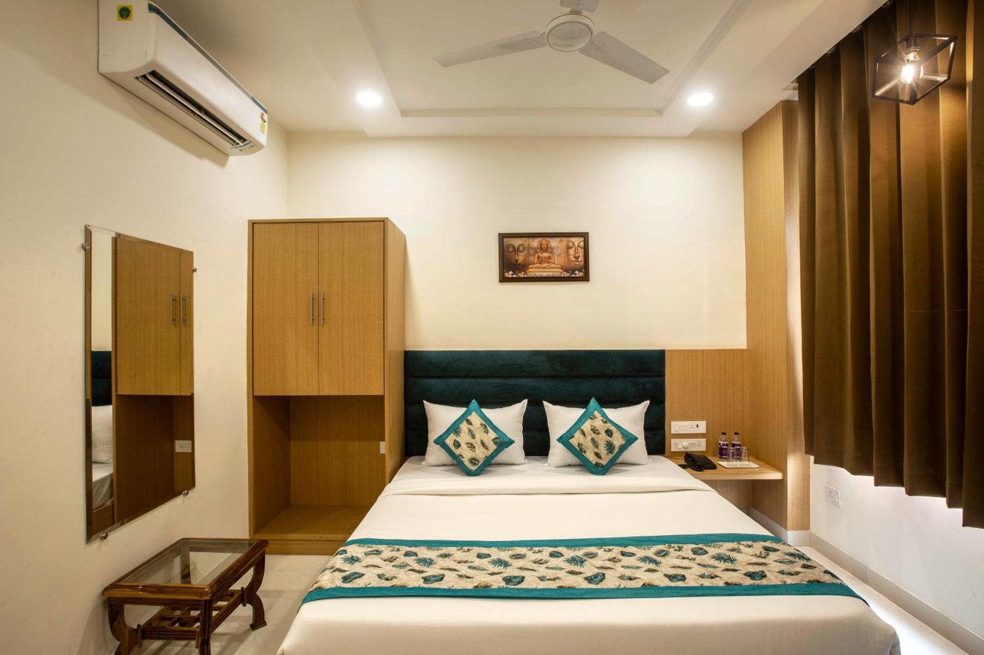 Hotel Prithvi Palace Igi Airport Delhi New Delhi Bagian luar foto