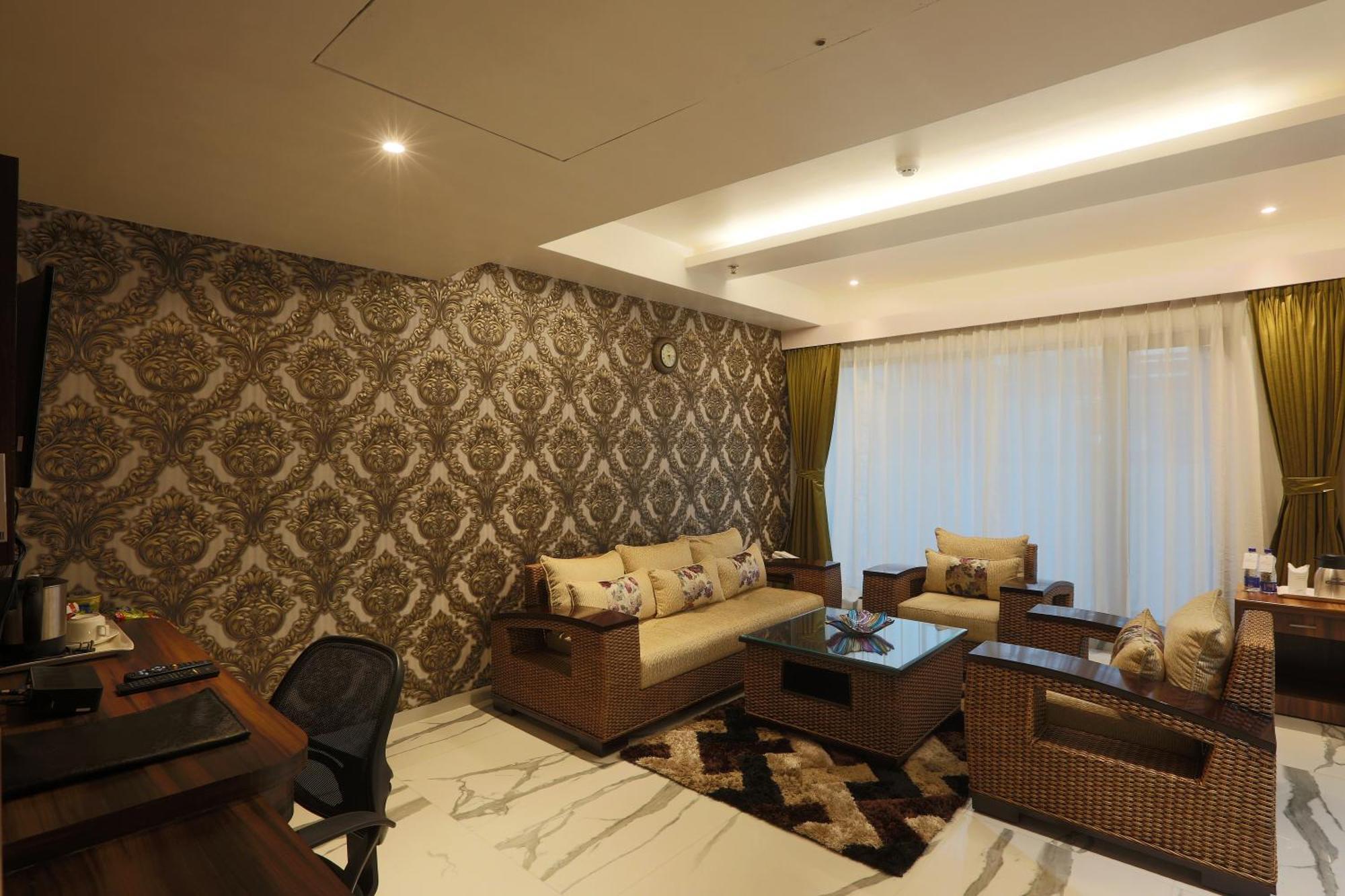 Hotel Prithvi Palace Igi Airport Delhi New Delhi Bagian luar foto