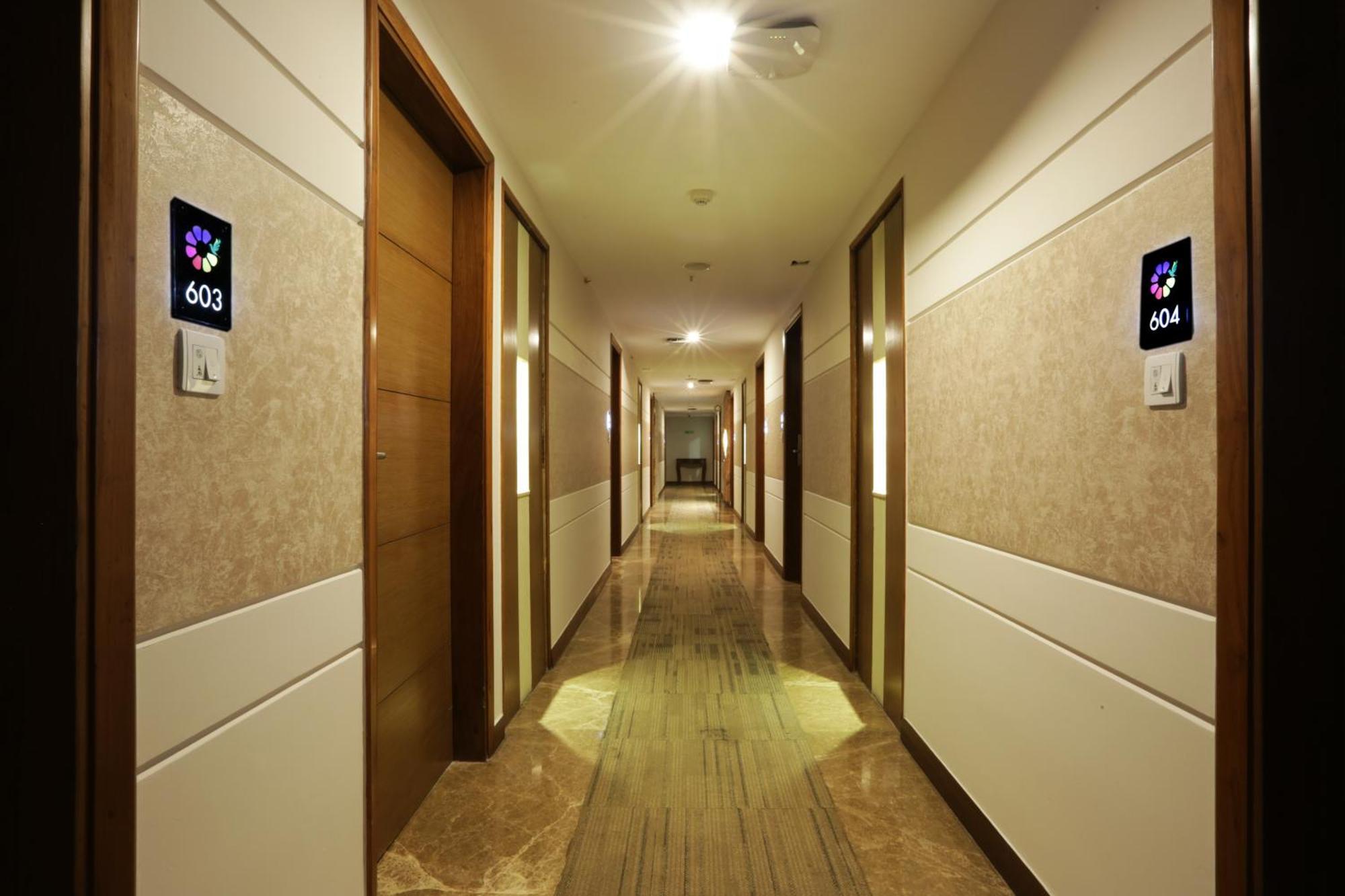 Hotel Prithvi Palace Igi Airport Delhi New Delhi Bagian luar foto